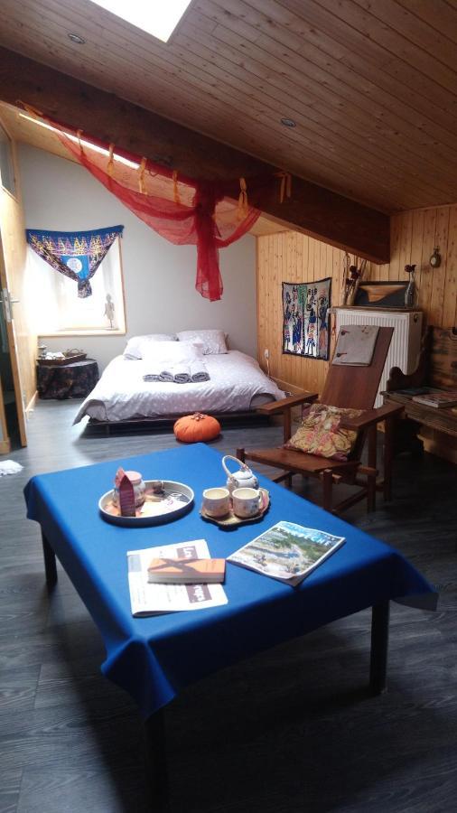 Chambre Privee Chez L'Habitant Saint-Julien-Vocance Екстериор снимка
