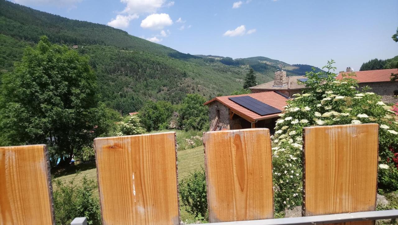 Chambre Privee Chez L'Habitant Saint-Julien-Vocance Екстериор снимка